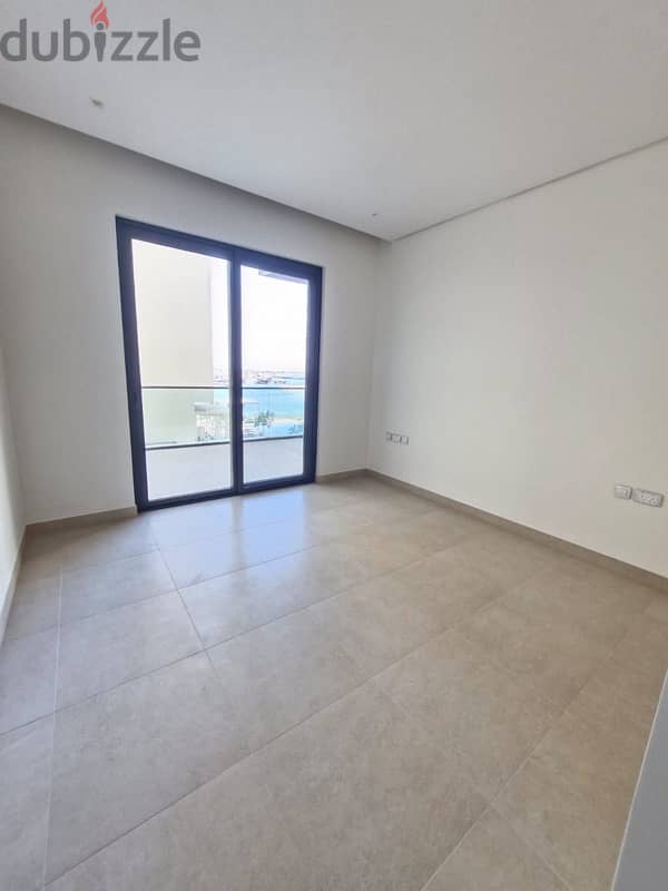 Al Mouj Juman2 2Bedrooms Apartment with Balcony Pool and Sea View 7