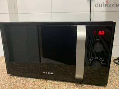 MICROWAVE Samsung for sale