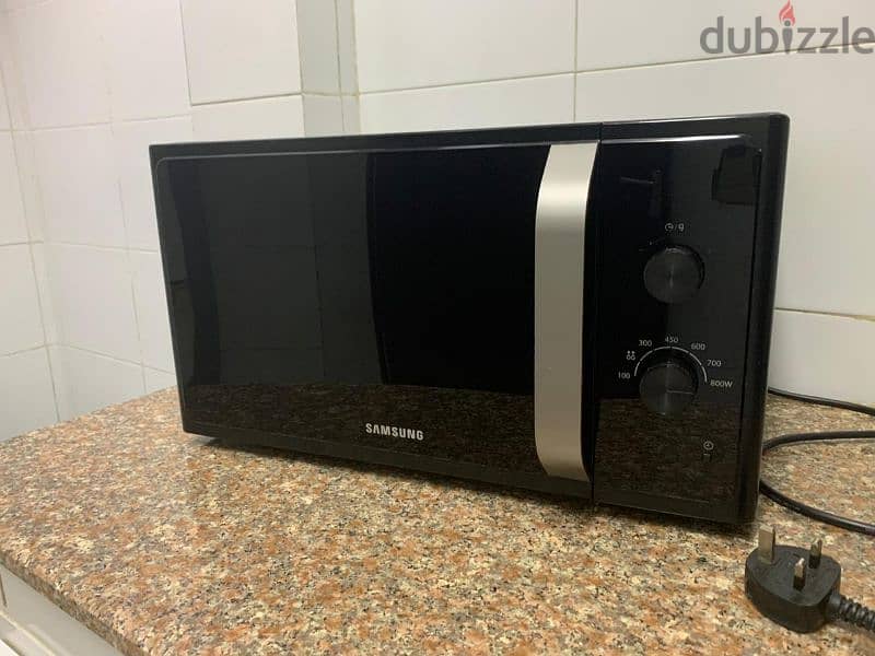 MICROWAVE Samsung for sale 1