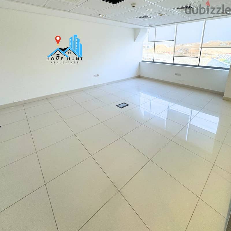 QURM | 555 SQM BEAUTIFUL OPEN SPACE OFFICE IN PRIME LOCATION 4