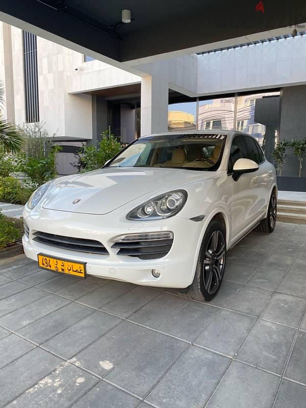 Porsche Cayenne 2013 0