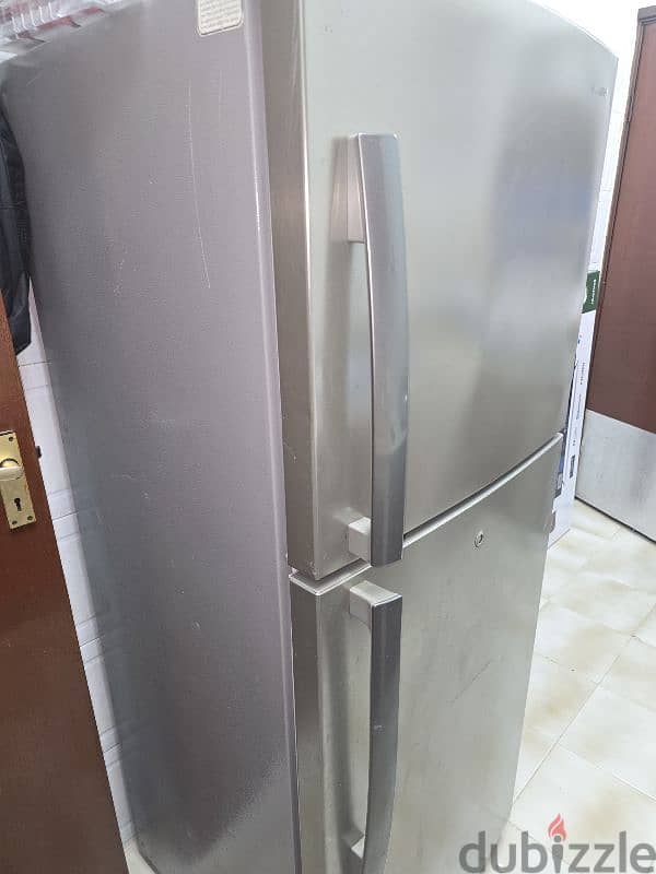 Samsung used in good condition fridge urgently sale Darsait 7