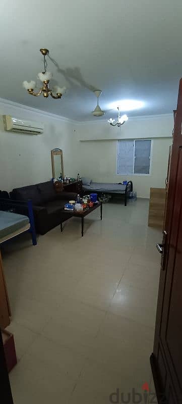 Bed space available for working women (Indian only) 1