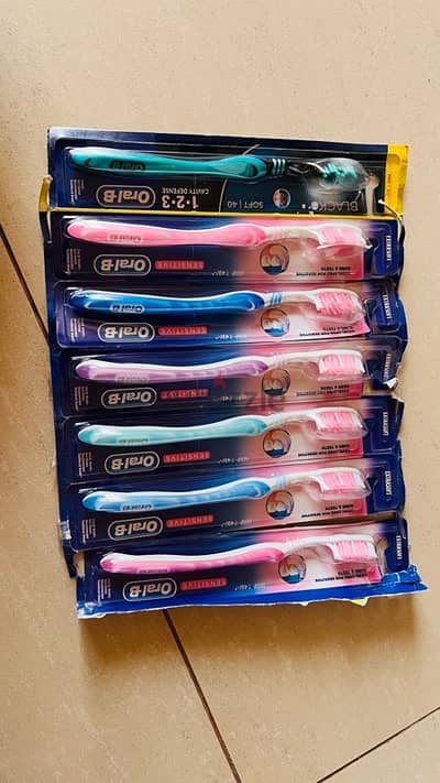 Toothbrush New Oral B (6+1 Free)