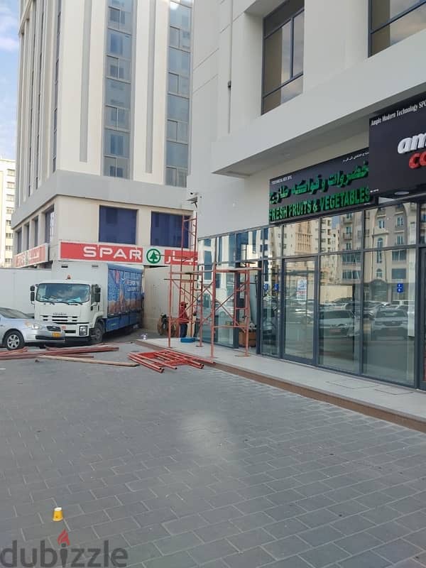 مساحة تجارية حديثة للإيجار!  - Modern Commercial Space for Rent! 1