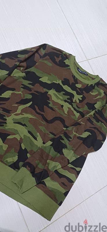 army printed sweatshirt