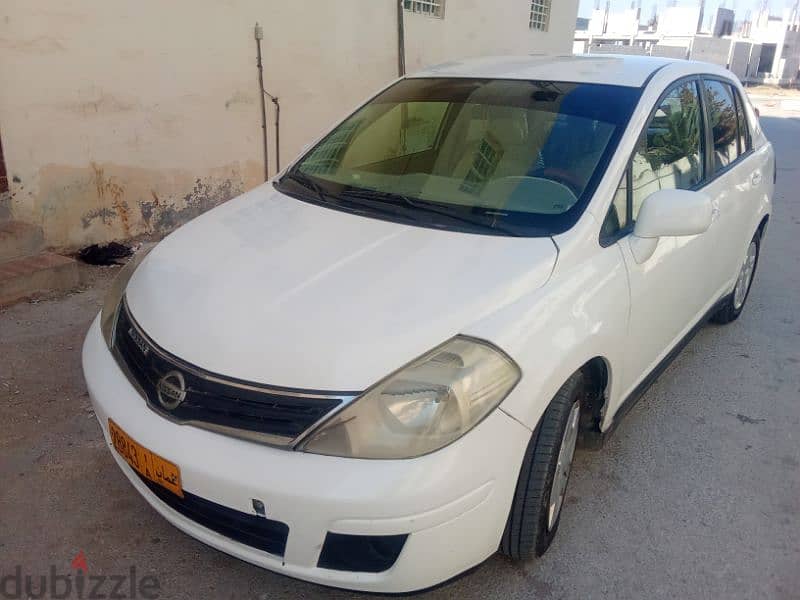 Nissan Tiida 2012 0