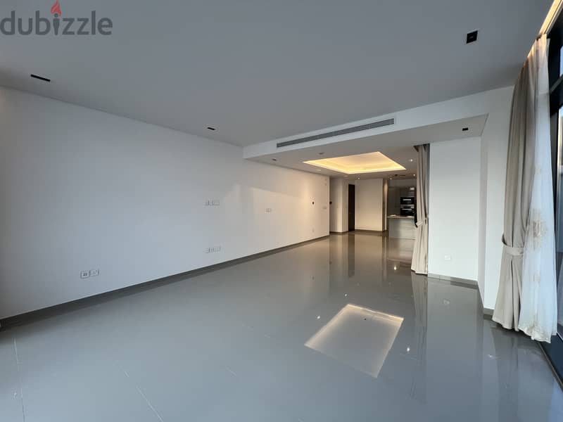 2 Bedroom Apartment With Private Garden 2