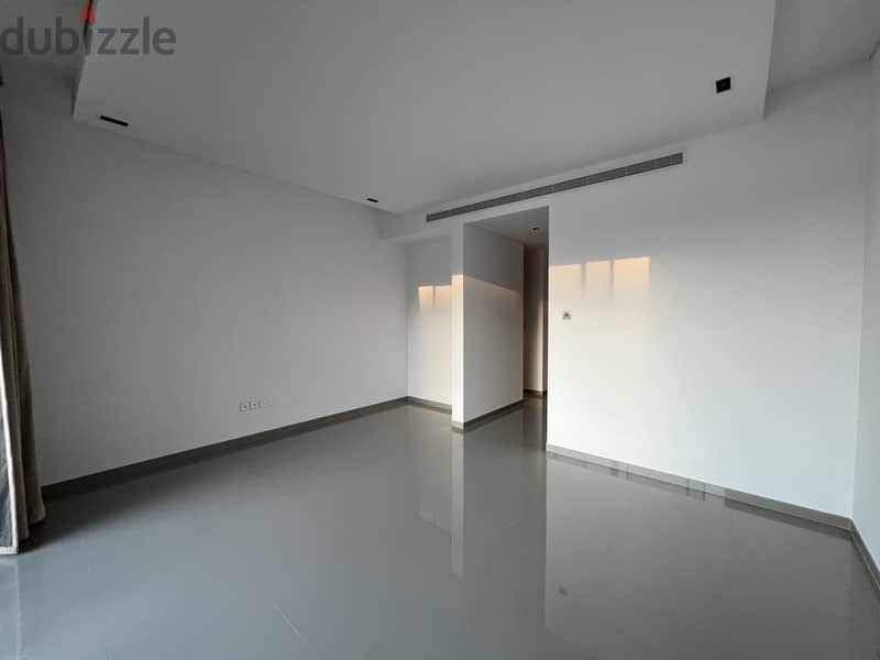 2 Bedroom Apartment With Private Garden 10