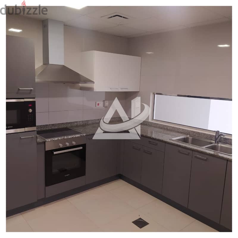 ADA906**  3BHK + Maid flat for rent in Qurum - Saih Al Maleh 18