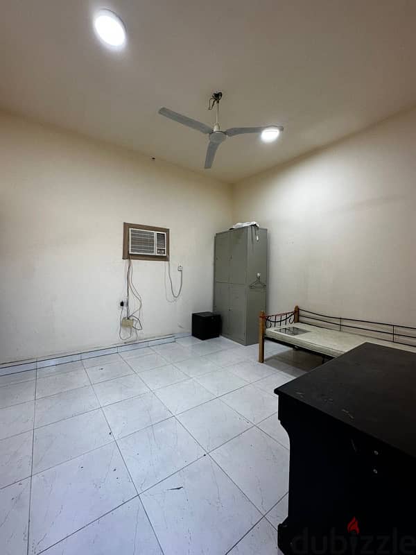 single bedroom for rent almawalleh near city center 125 1