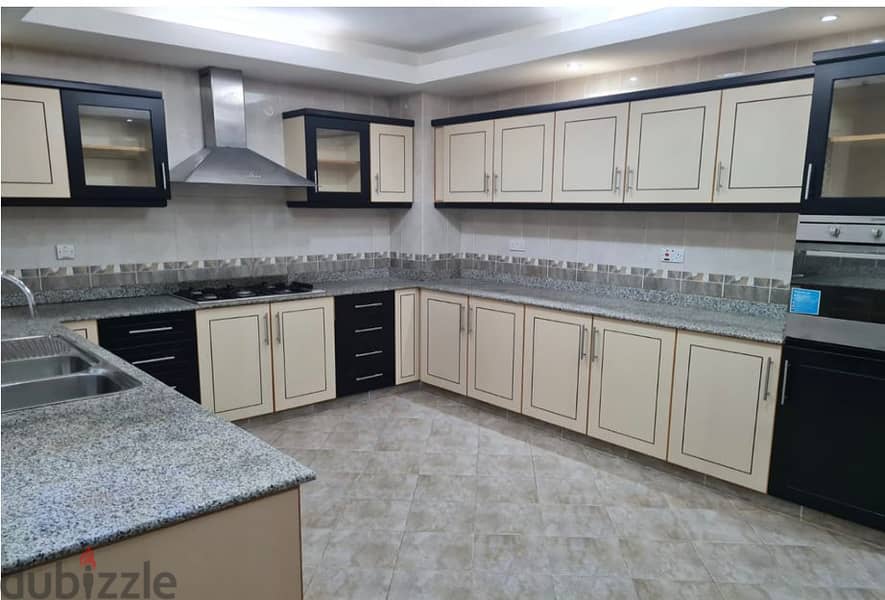 ADA055**Spacious2BHK Apartement for rent in khuwair 3