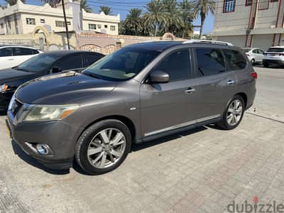 Nissan Pathfinder 2014 Full Option