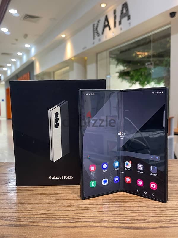 Samsung Z Fold 6 , 512 GB , Crafted Black Sarco warranty 1