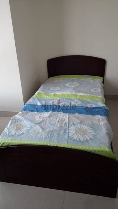 urgent sale new bed with spring matrex