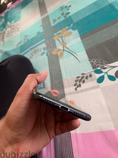 Huawei p20 pro 6/128 Ni scratch good Condition pakistani pta approved