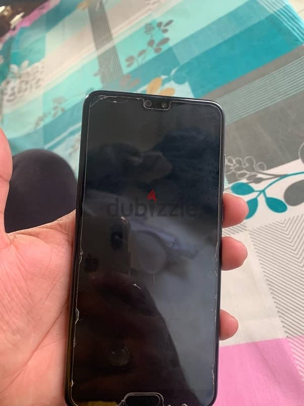 Huawei p20 pro 6/128 good Condition pakistani pta approved 3