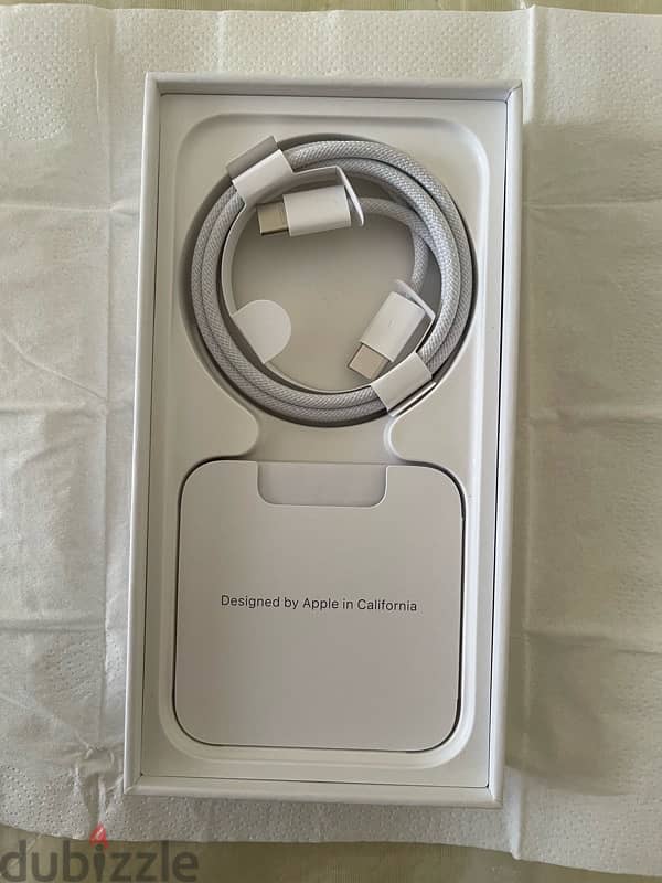 IPhone 15 256gb pro brand new bought from Istyle Oman 8