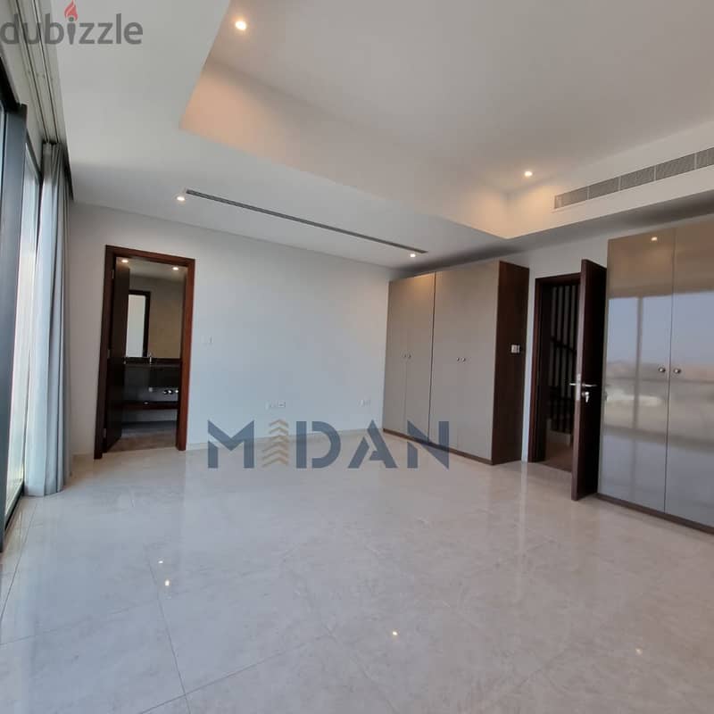 QURUM | LUXURIOUS COMMUNITY 3+1 BR VILLA WITH INFINITY POOL 1