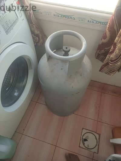 gas cylinder