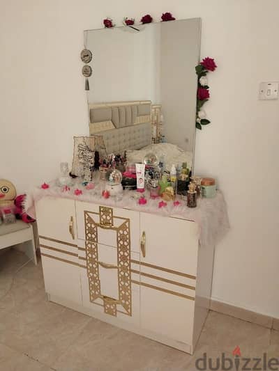 bedroom set for sell