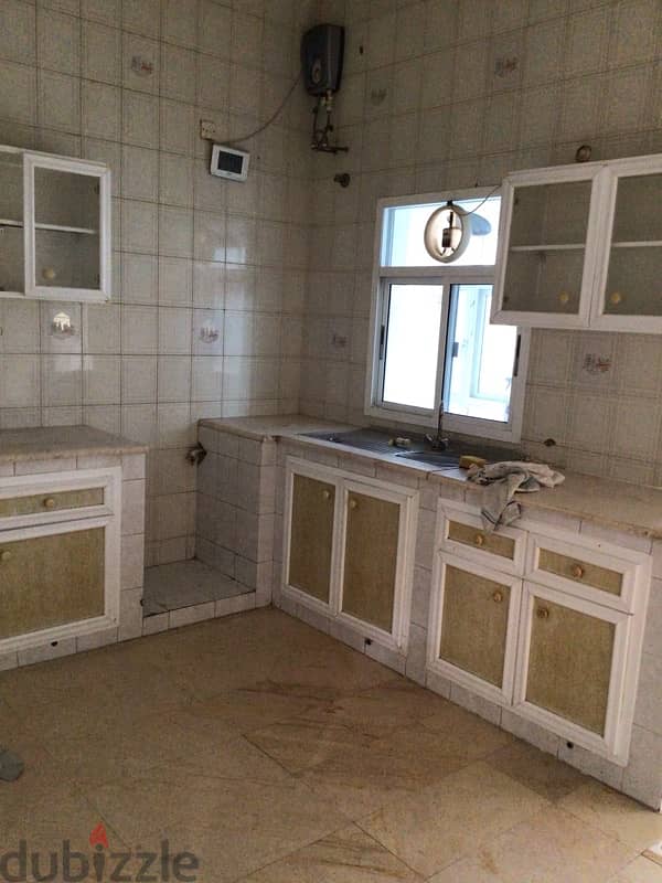 big 2 bhk flat for rent near ism Indian school Muscat darsait 11