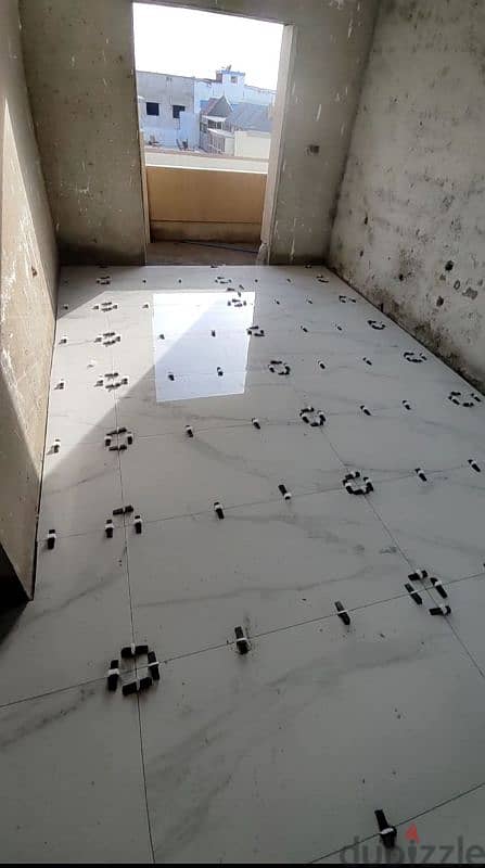 Contact someone who wants to work on marble tiles 3