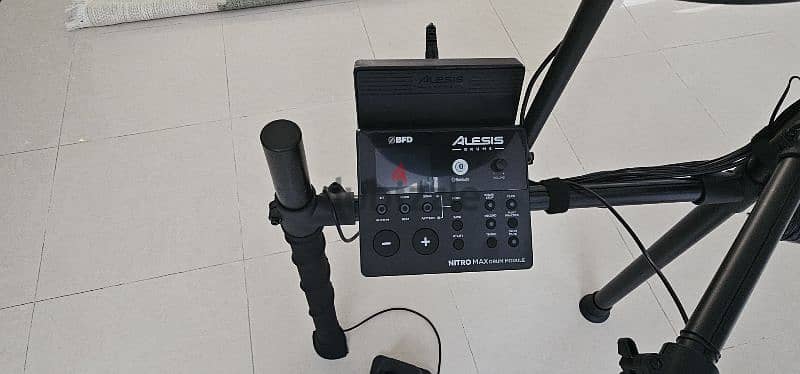 Alesis Drums NitroMax Kit with Cymbal expansion 5