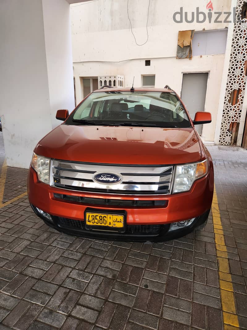 well-maintained family car/1 year free service with Ford 0