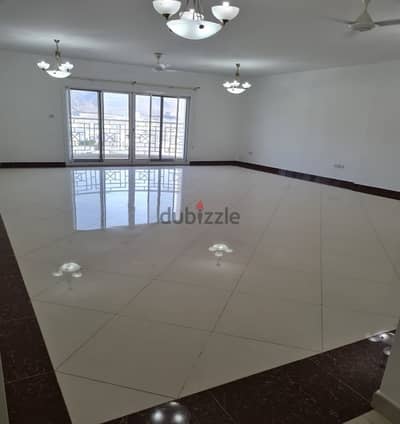 Luxury 2BHK Apartment FOR RENT Khuwair 33 PPA38