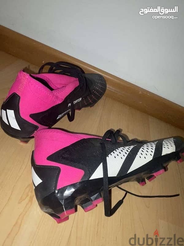 NEW FOOTBALL / SOCCER SHOES - Adidas Predator Accuracy 4