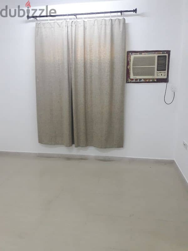 1 bhk flat for rent in al khuwair 1