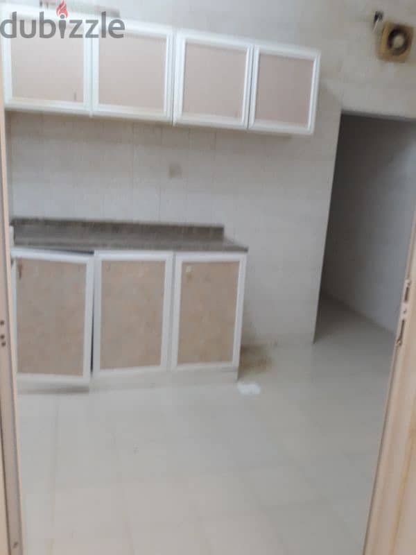 1 bhk flat for rent in al khuwair 4