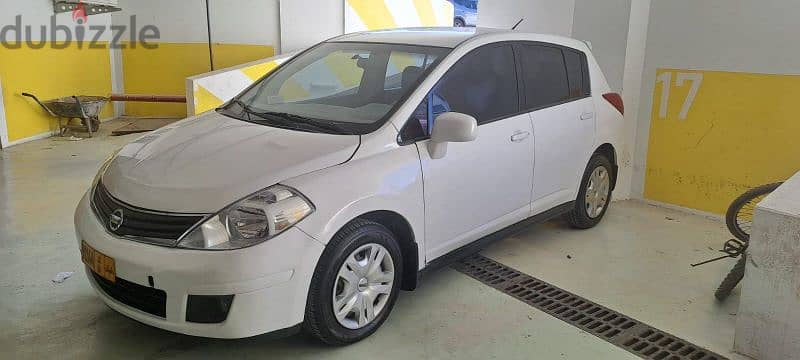 Nissan versa model 2012 for rent 3