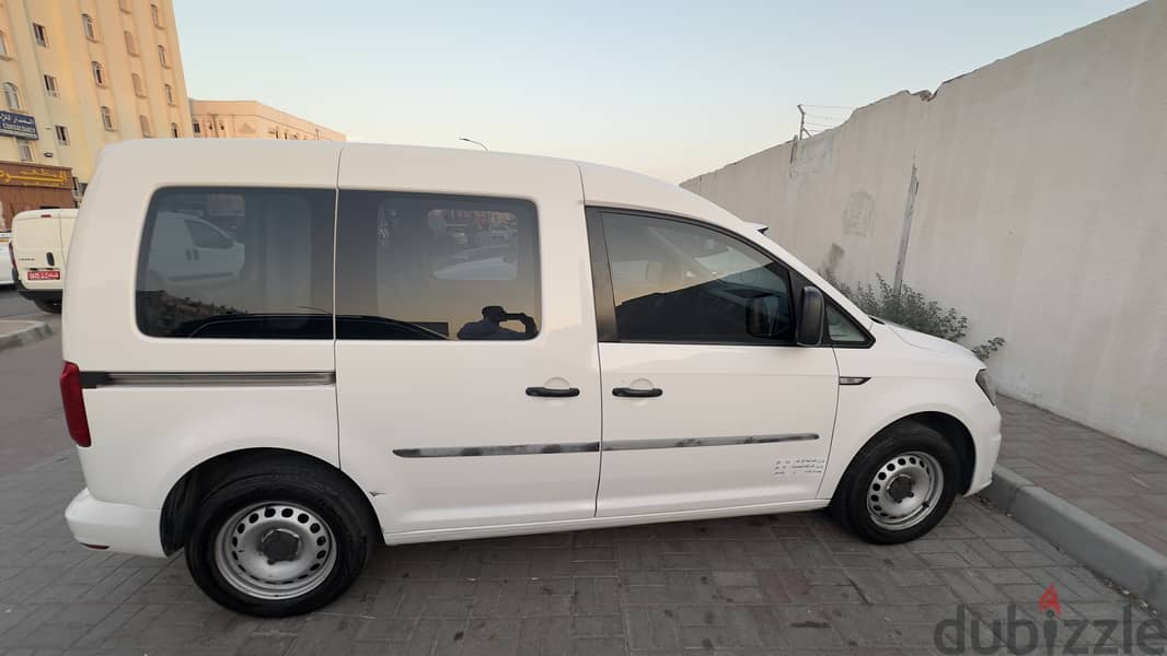 Volkswagen Caddy 2018 Saloon GCC spec 0