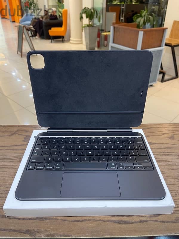 Magic Keyboard for  IPAD PRO M4 11 and 13 4