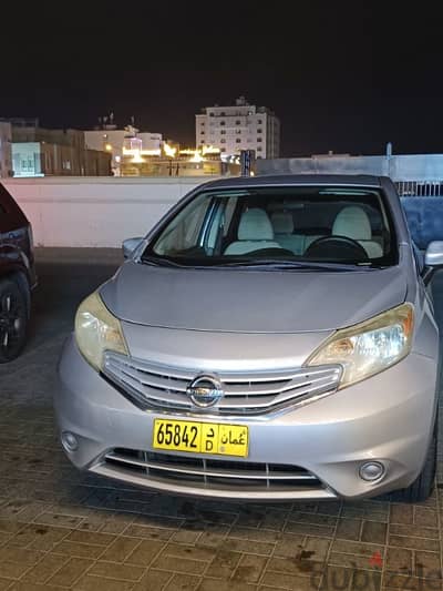 Nissan versa note 2015 model