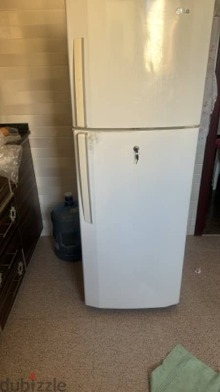 fridge and cooker 2