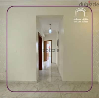 شقة للايجار بالغبرة/Apartment for rent in Al Ghubrah