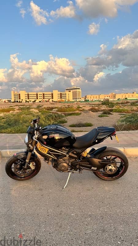 ducati monster 1100 evo دوكاتي مونستر 1100 إيفو 3