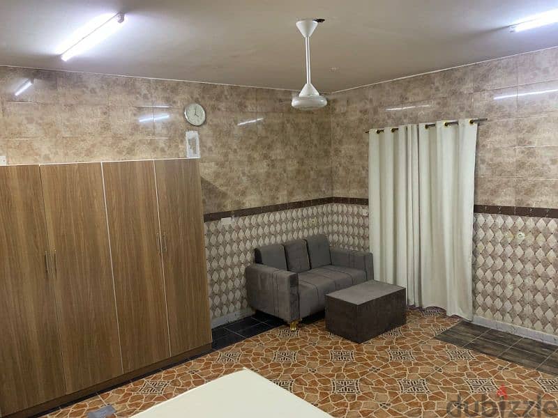 استوديو للايجار / studio for rent 5