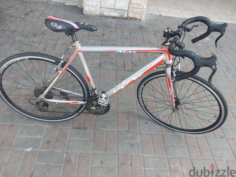 road bike size 25c700 my WhatsApp 97658846 1