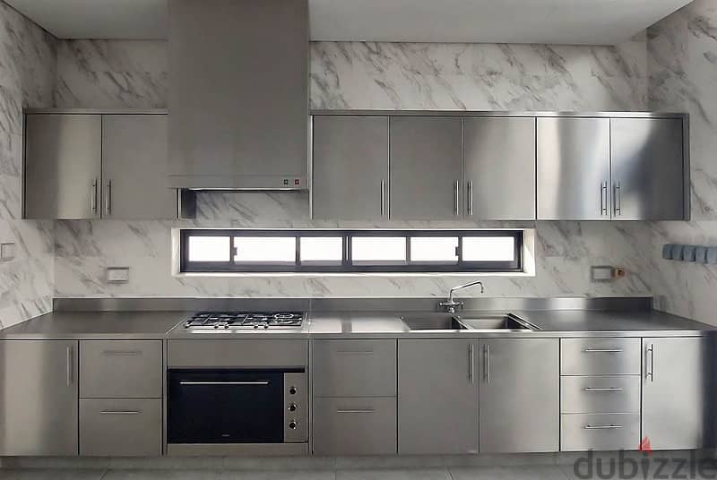 stainless steel home kitchen مطبخ منزلي من الفولاذ المقاوم للصدأ 1