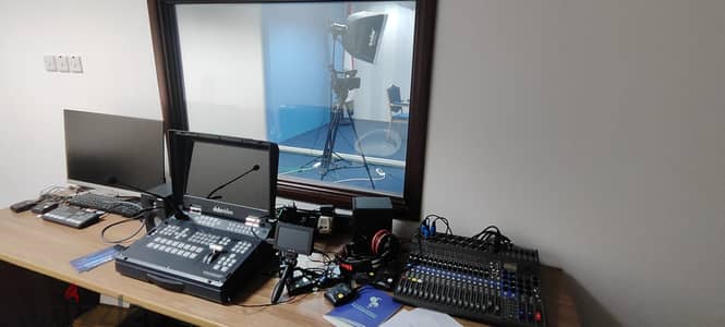 This Oman Journalist Association official studio. 4k Video Camera  18x