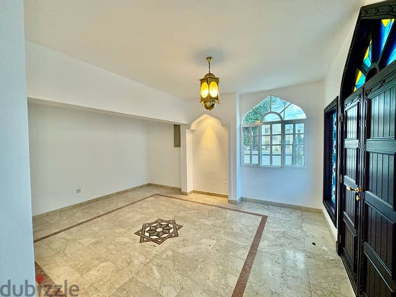 highly recommended standalone 5+3br in Qurum park 17