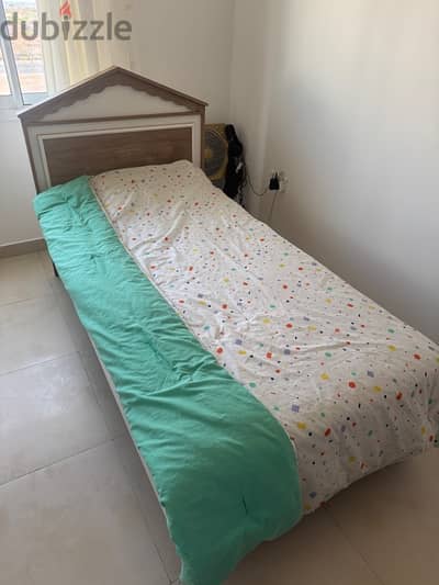 single bed for sale