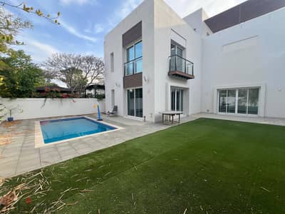 6 Bedroom Villa for Sale in Al Mouj