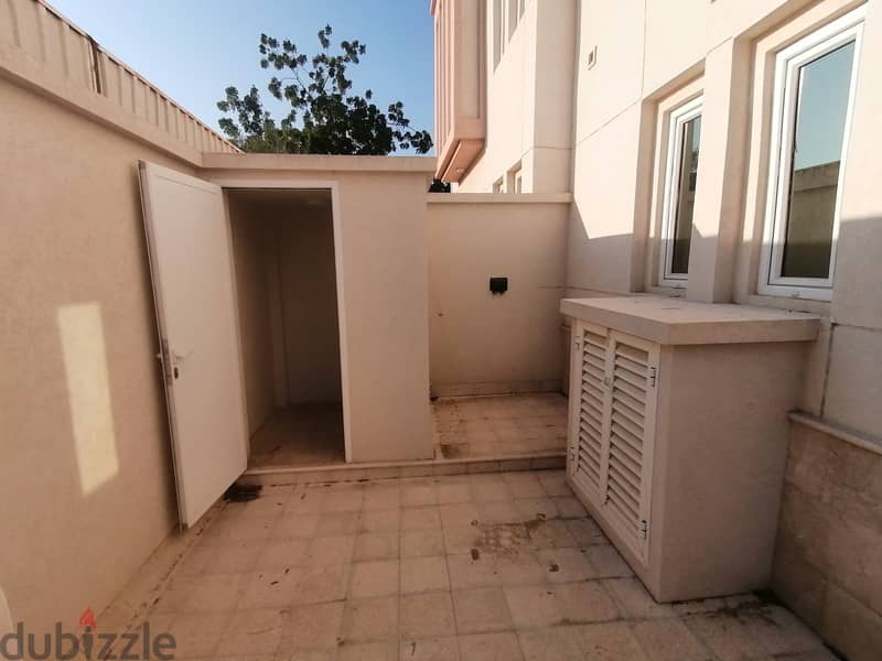 -NEW Twin villa in alkhoud  فيلا بالخوض جديدة مقابل ملعب السيب 13