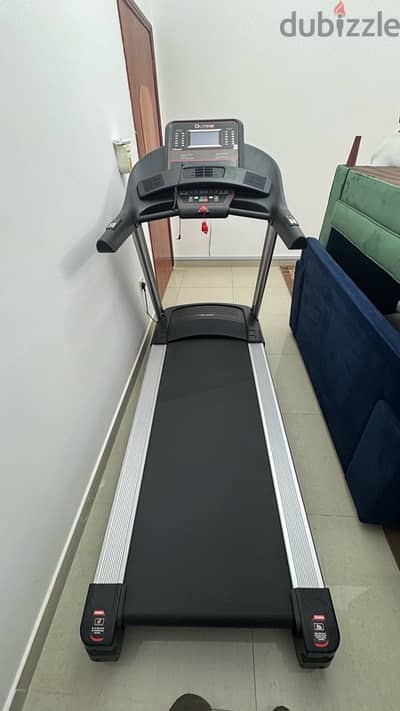 Olympia 3 HP Motorized Treadmill