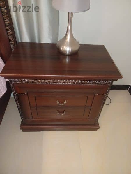 للبيع سرير نوم مزدوج خشب صاج For sale double bed made of teak wood 1